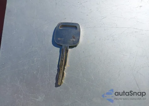 2003 Toyota Camry Le z USA, uszkodzony, nr VIN JTDBE32KX30154150